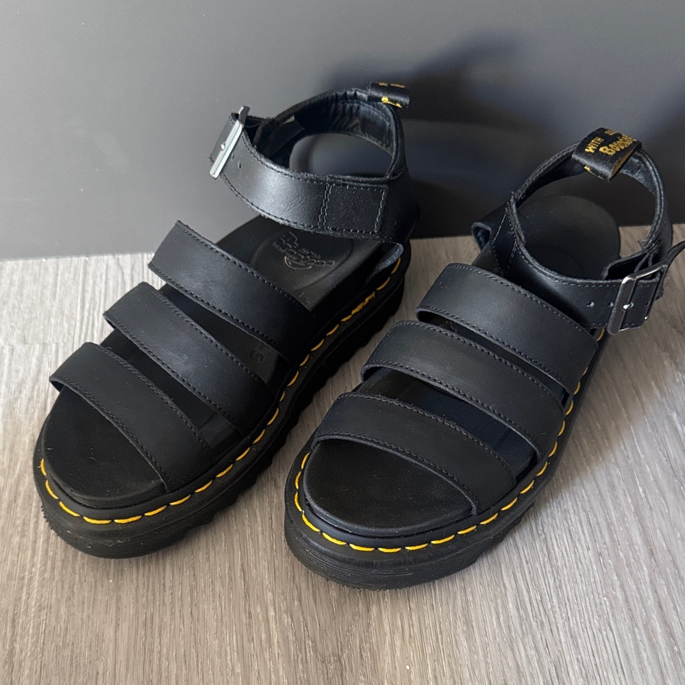 Dr. Martens Black Hydro Leather Blaire Sandals Women’s Size 6